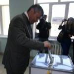 Президент Южной Осетии Эдуард Кокойты проголосовал на выборах в парламент республики