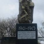 Pamyatnik_geroyam_v_s._Zar_thumb.JPG