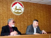 Эдуард Кокойты встретился с  представителями Союза писателей РЮО